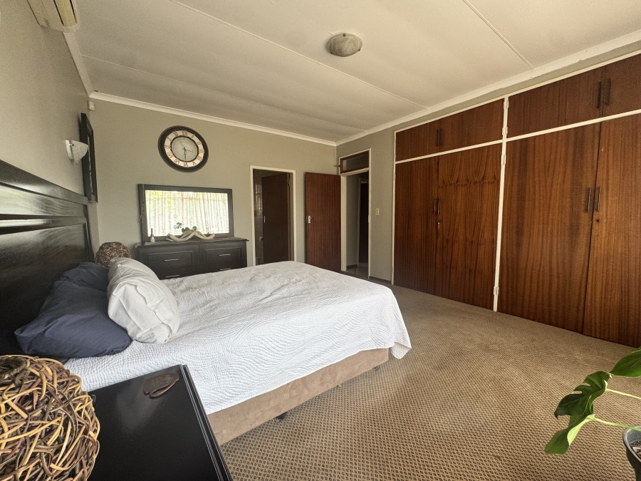 3 Bedroom Property for Sale in Neserhof North West